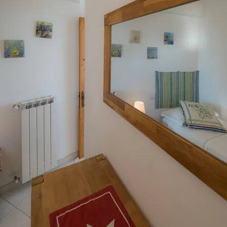 Апартаменты Unda De Ma With Ac & Sea View Balcony Вернацца