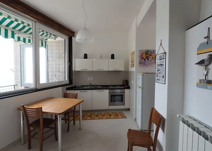 Unda De Ma With Ac & Sea View Balcony Apartman Vernazza