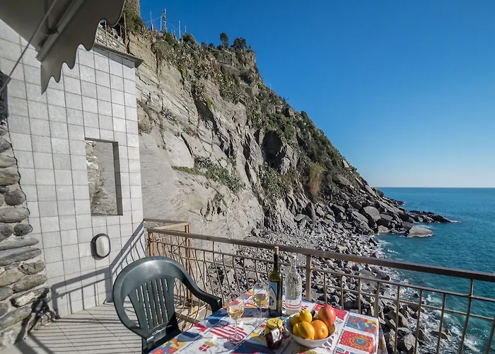 Unda De Ma With Ac & Sea View Balcony Apartman